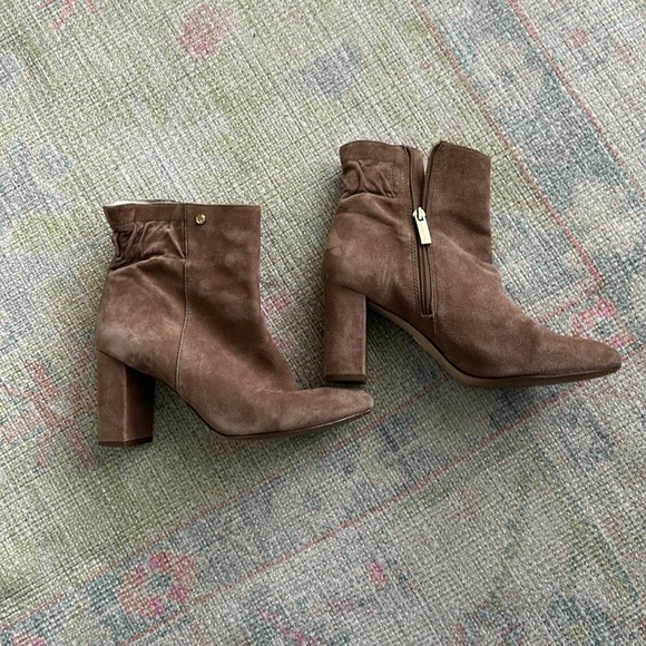 Louise et Cie suede heeled boots - Picture 2 of 9